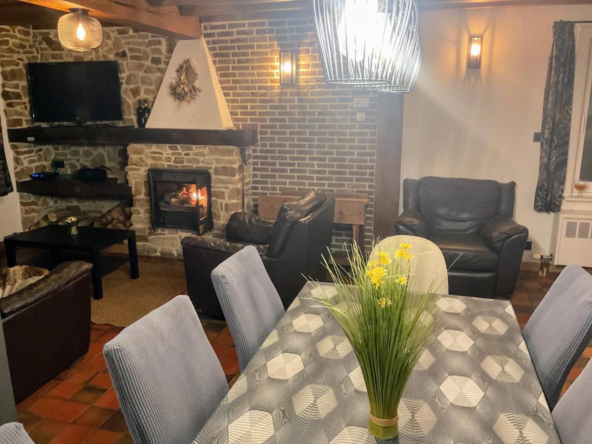 Le Refuge Du Grand Mitan Villa Isieres Екстериор снимка